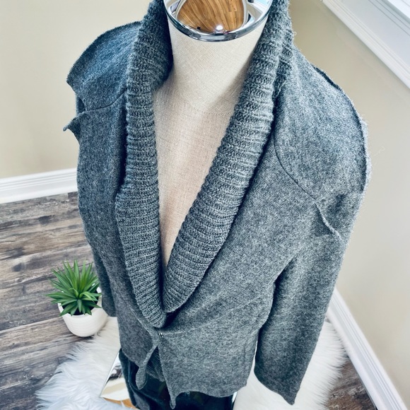 Katherine Barclays wool cardigan / blazer knit - Picture 6 of 11